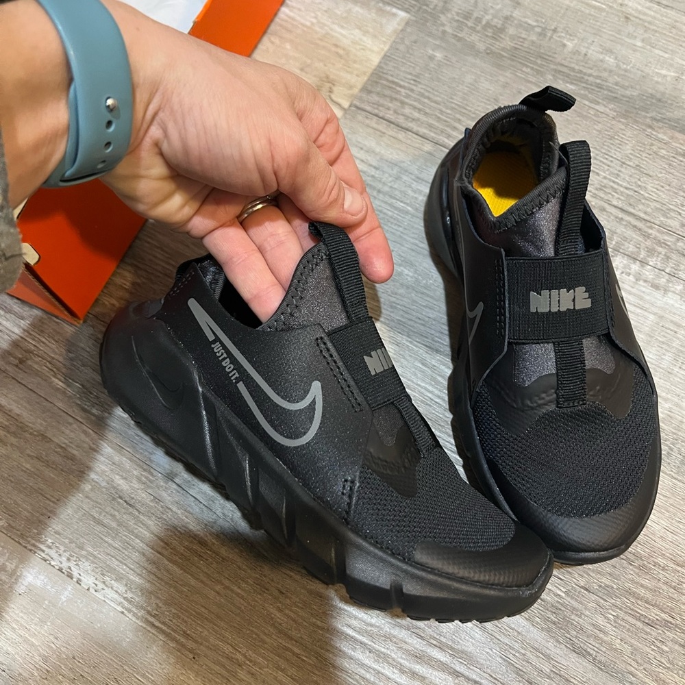 13c Nike shoes. NIB.